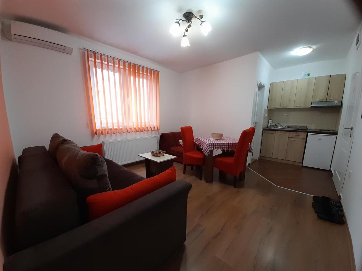 Kety Apartments Крагуевац Екстериор снимка