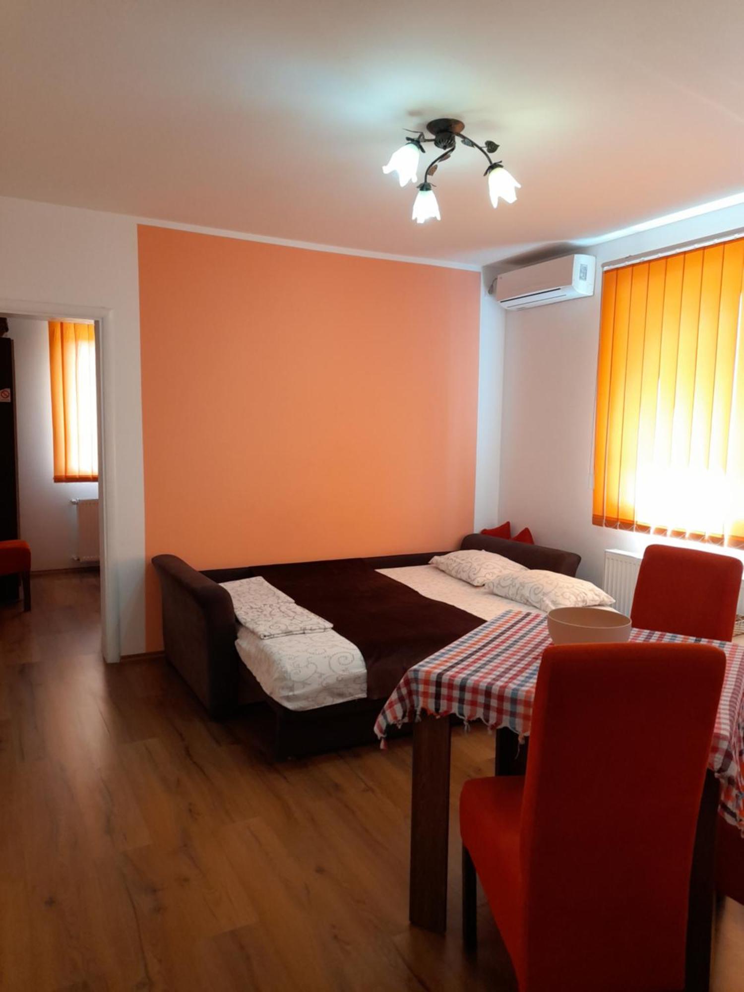 Kety Apartments Крагуевац Стая снимка