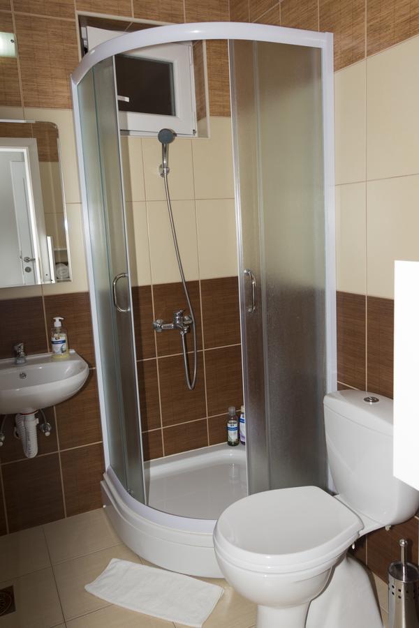 Kety Apartments Крагуевац Екстериор снимка